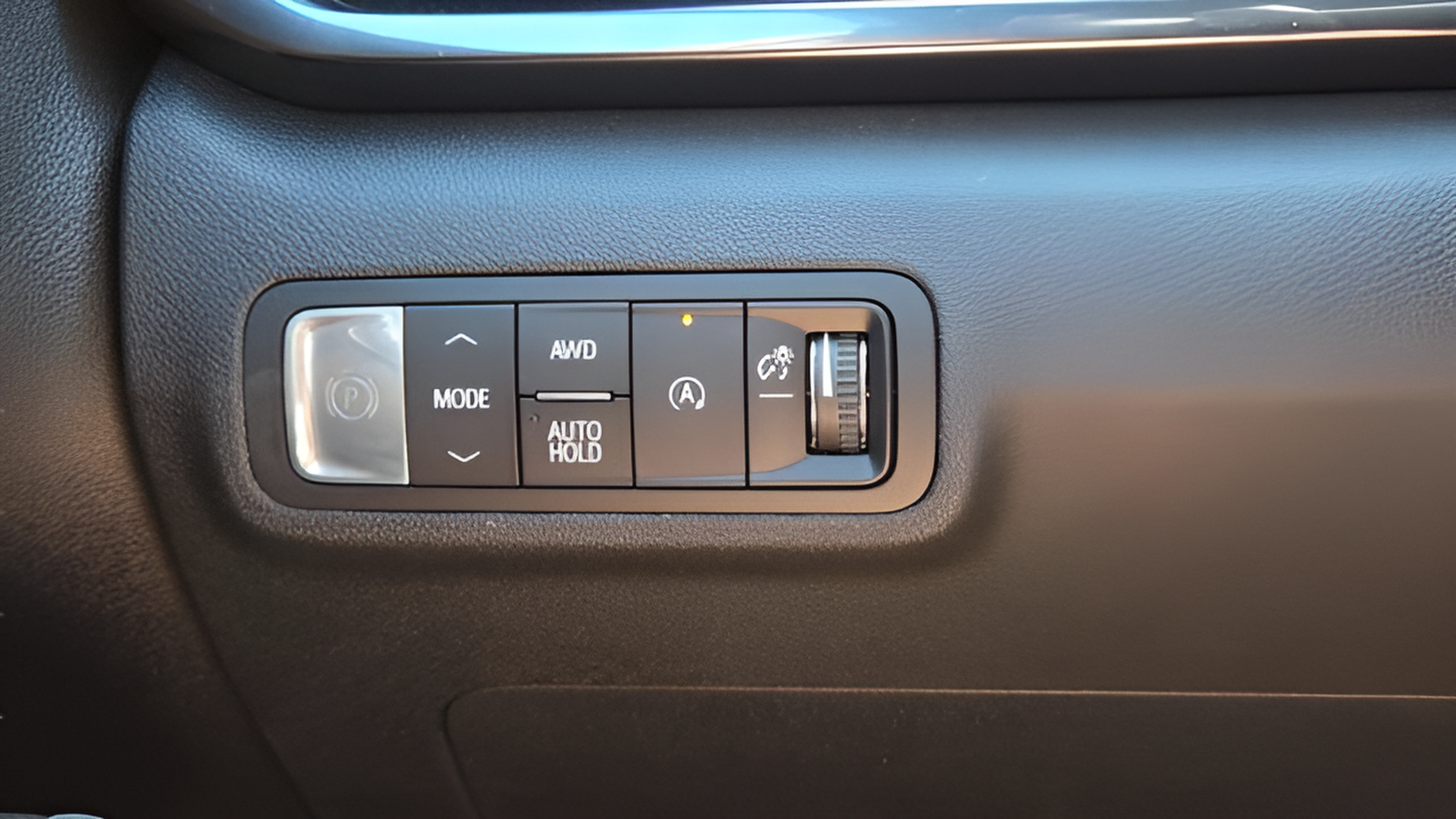 Used 2026 GMC Terrain AT4 w/ Convenience Package III AWD/4WD image 27