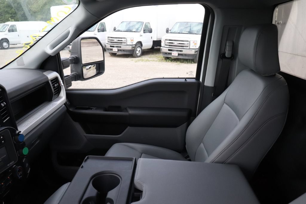 New 2026 Ford F550 4x4 Regular Cab Super Duty image 14