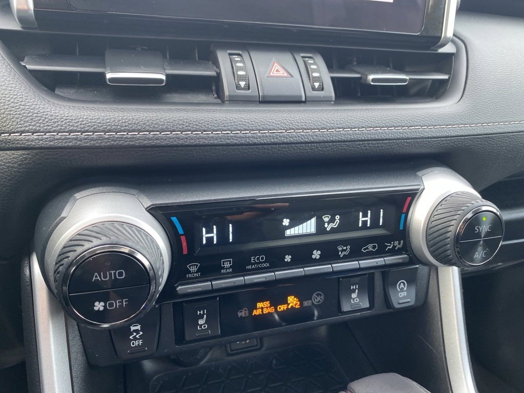 Used 2023 Toyota RAV4 XLE Premium image 37