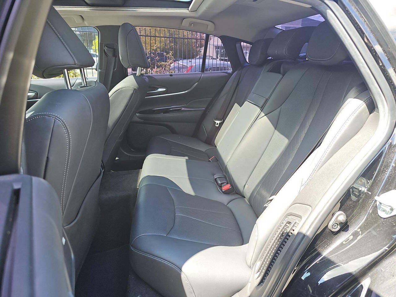 Used 2023 Toyota Mirai w/ Toyota Teammate Package RWD image 14