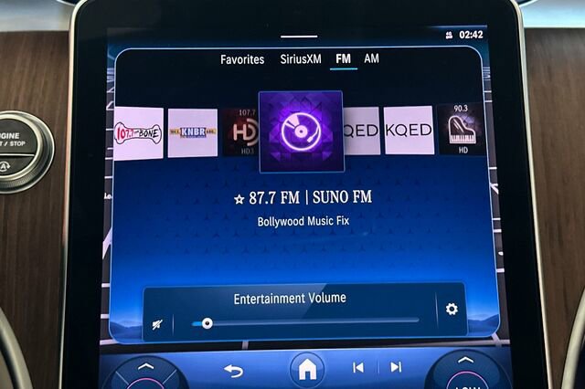 Certified 2024 Mercedes-Benz C 300 Sedan image 23