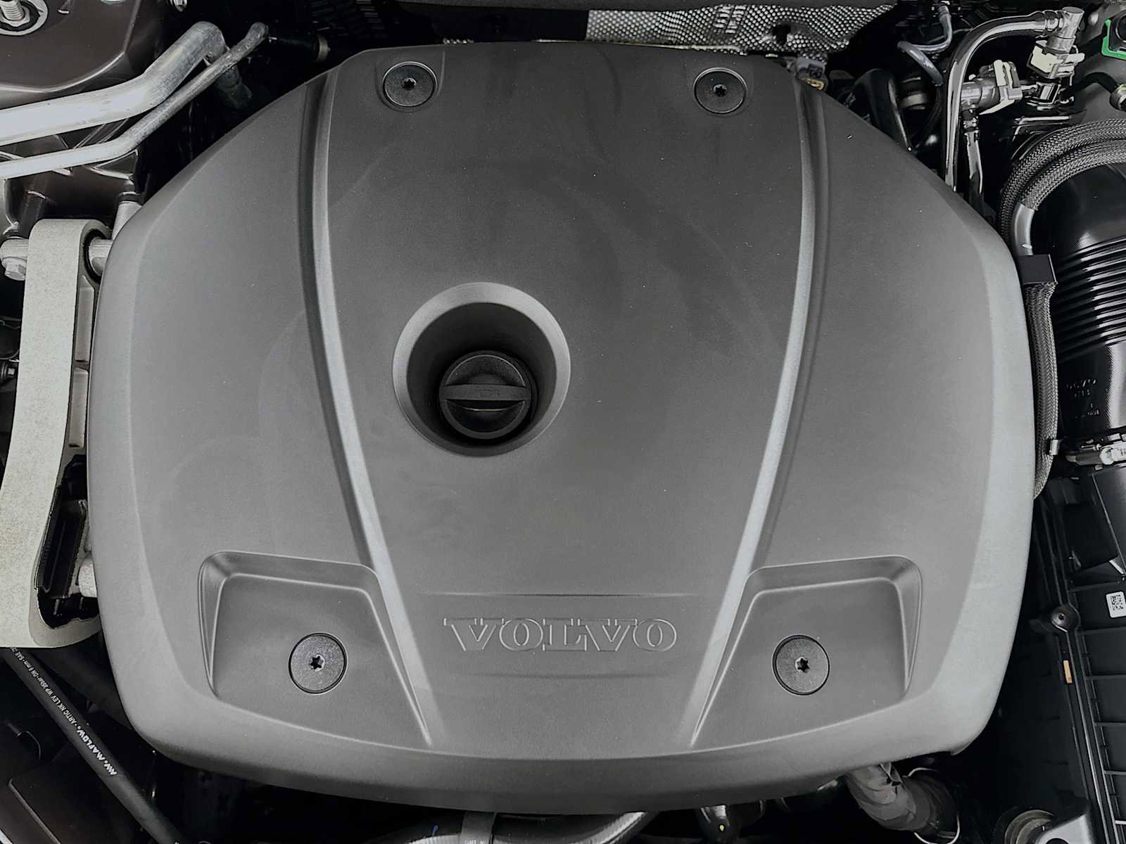 Used 2025 Volvo XC60 T8 Core w/ Protection Package Premier image 28