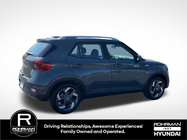 New 2026 Hyundai Venue SEL FWD image 9