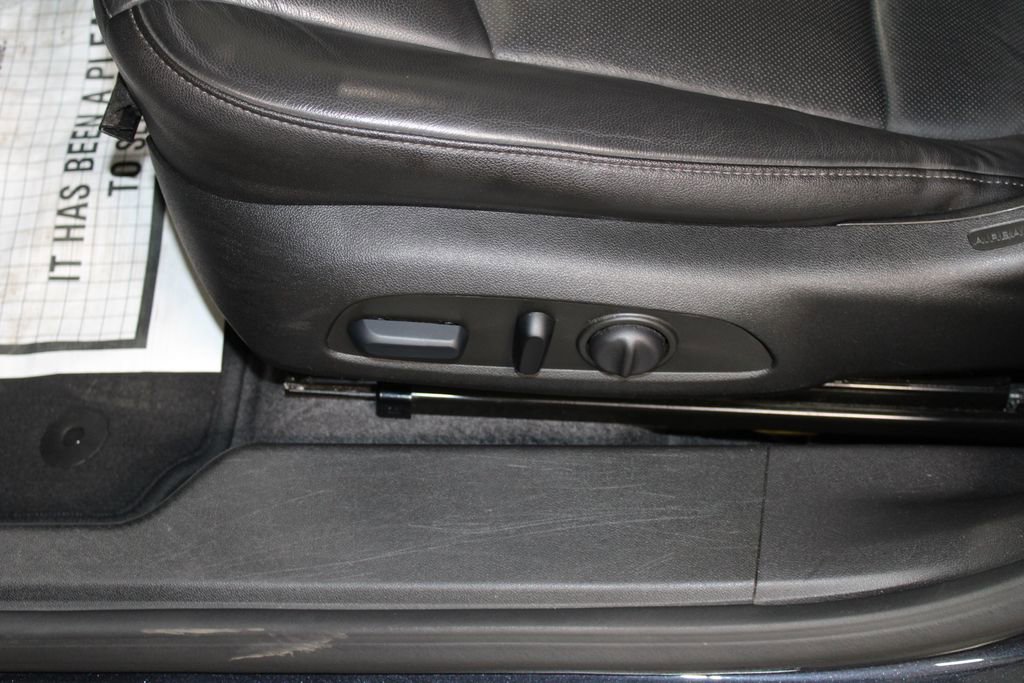 Used 2023 Chevrolet Malibu LT image 23