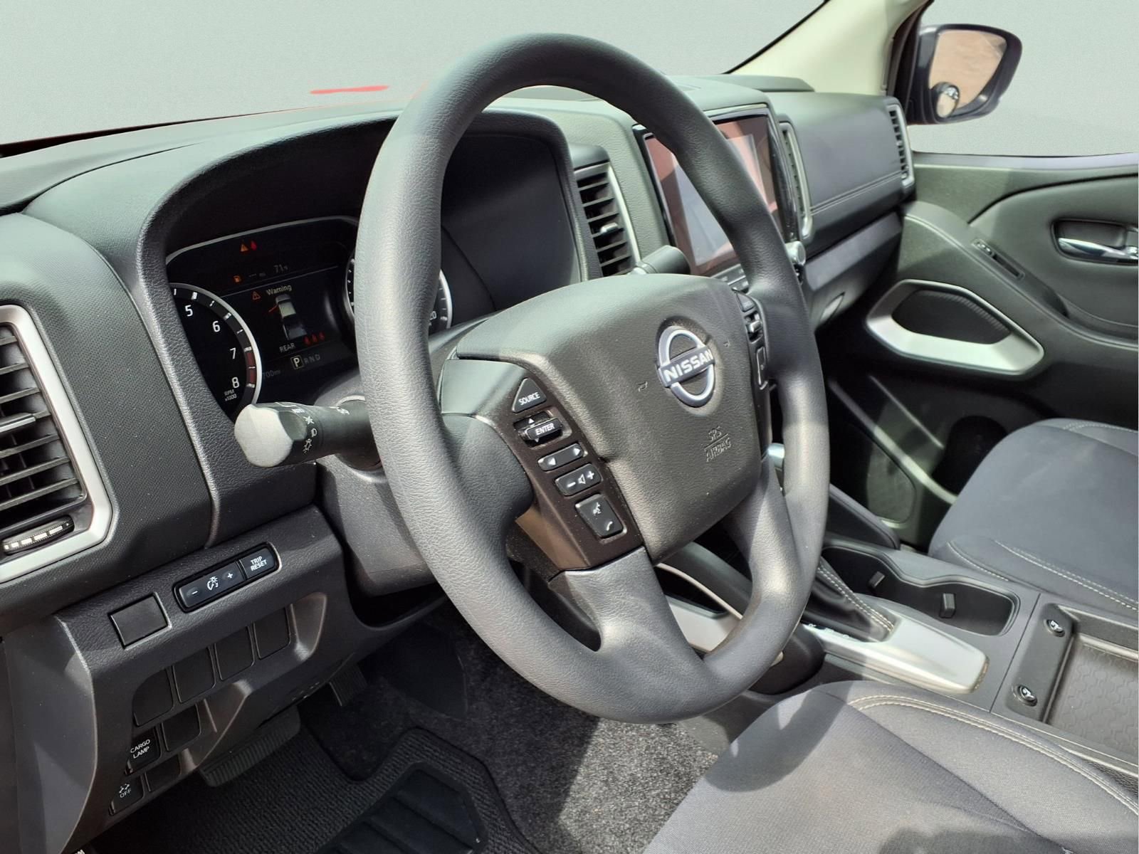 Used 2023 Nissan Frontier SV w/ Tow Package image 18