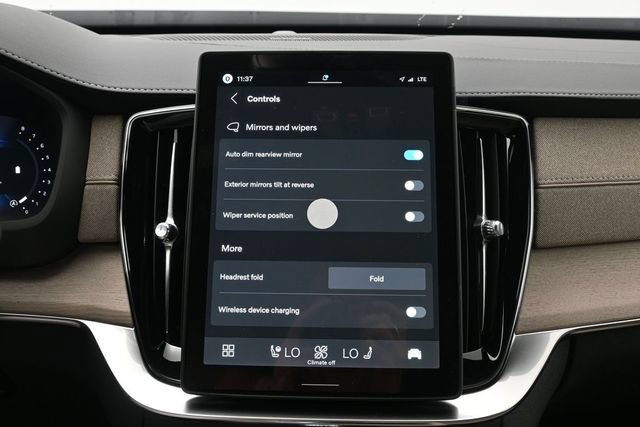 New 2027 Volvo XC90 B6 Plus AWD/4WD image 20