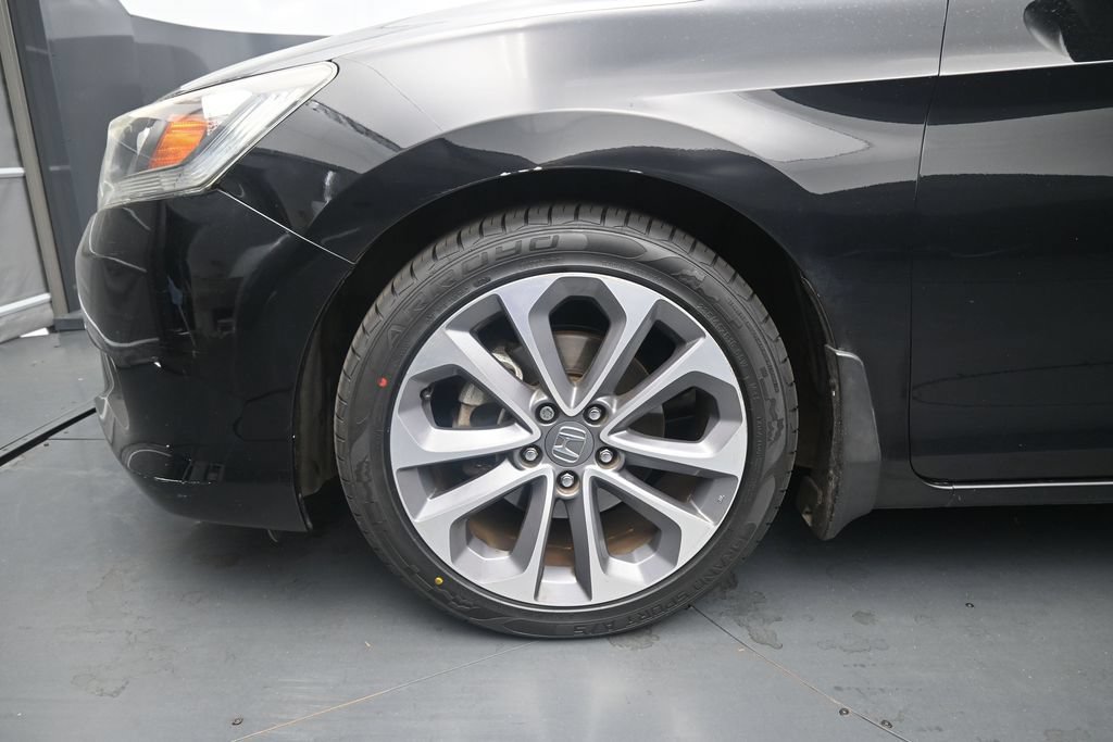 Used 2013 Honda Accord Sport image 11