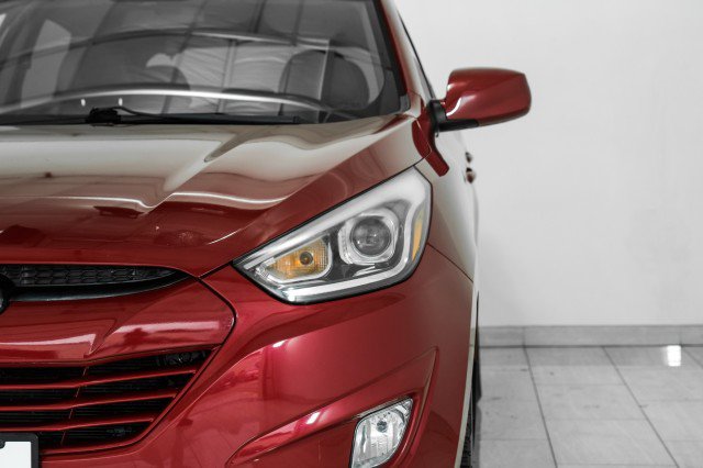 Used 2015 Hyundai Tucson SE AWD/4WD image 42