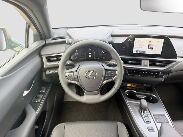 New 2026 Lexus UX 300h FWD image 17