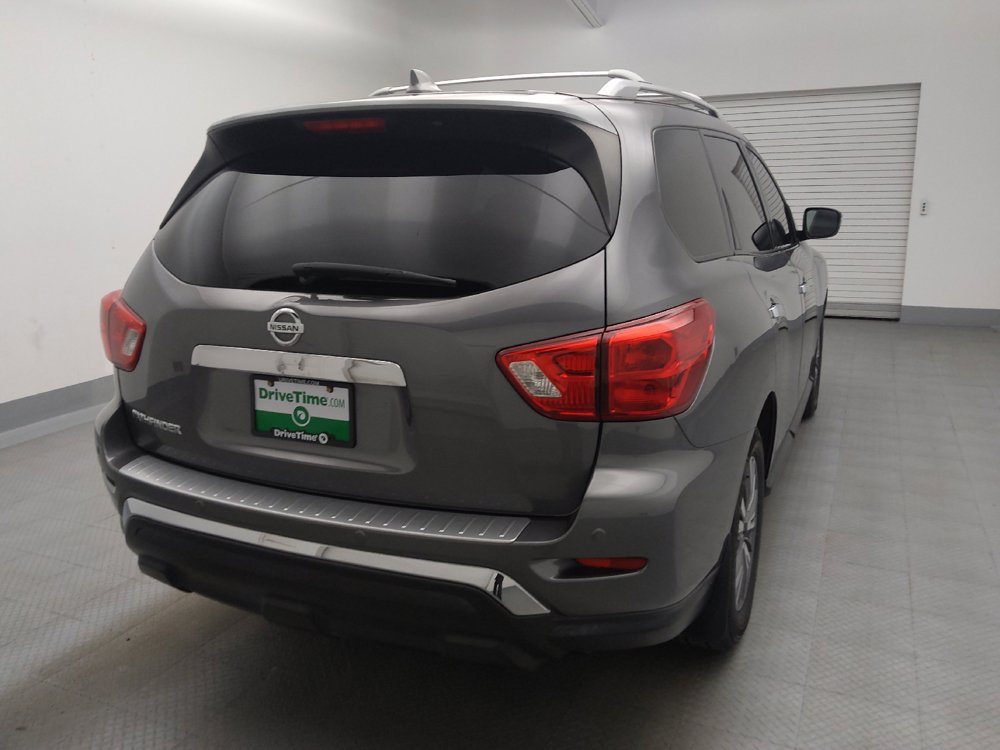 Used 2020 Nissan Pathfinder S FWD image 7