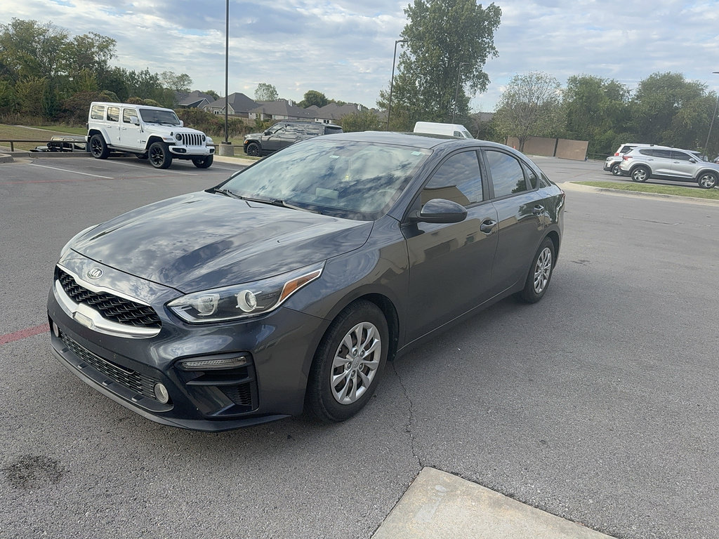 Used 2020 Kia Forte Sedan FWD image 14