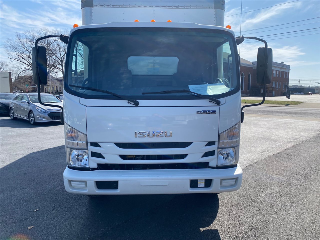 Used 2020 Isuzu NPR image 2