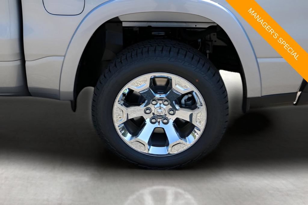 New 2025 RAM 1500 Lone Star AWD/4WD image 9