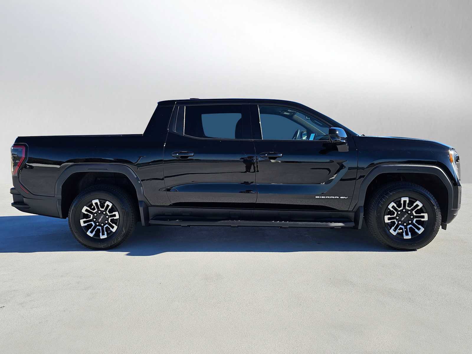 Used 2026 GMC Sierra EV Elevation AWD/4WD image 2