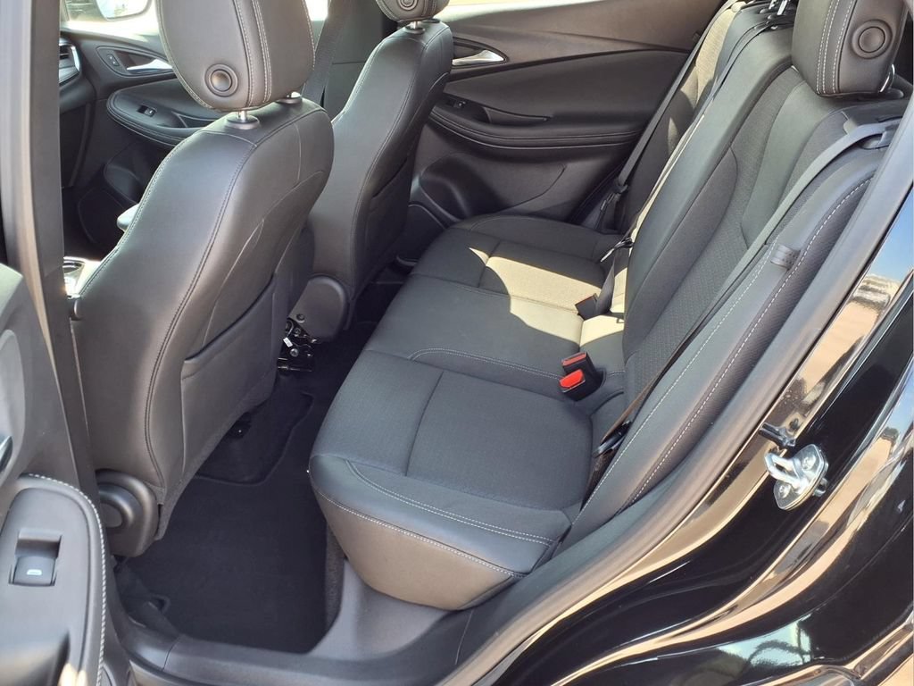 Used 2025 Buick Encore GX Preferred FWD image 23