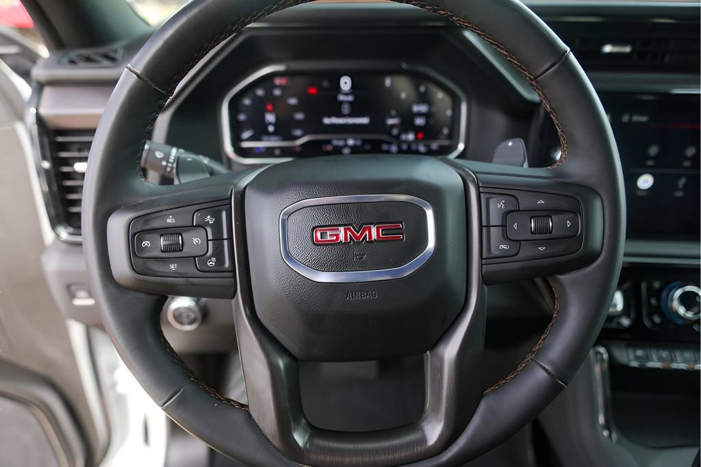 Used 2025 GMC Sierra 1500 AT4 image 15