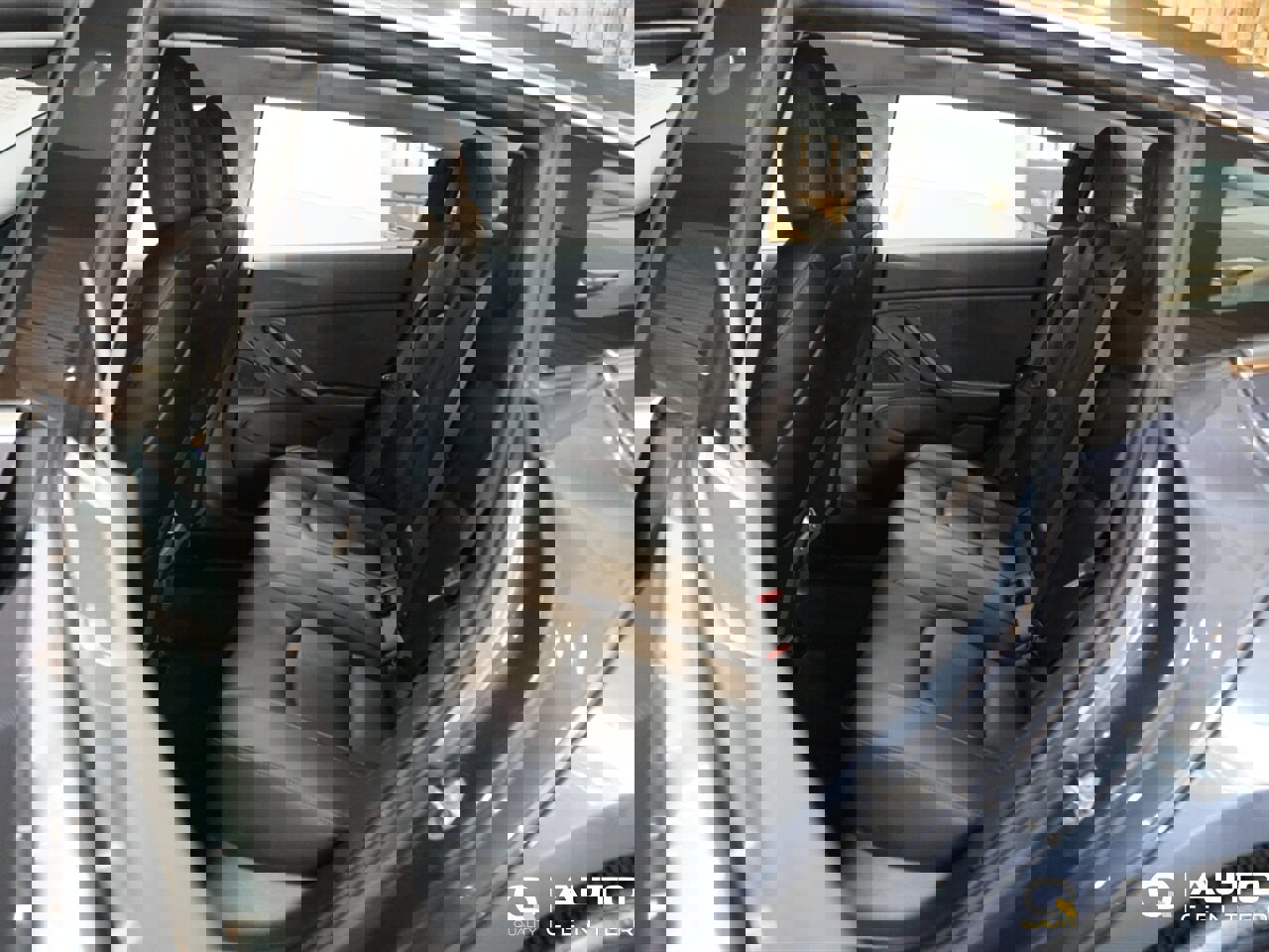 Used 2018 Tesla Model 3 Long Range image 24