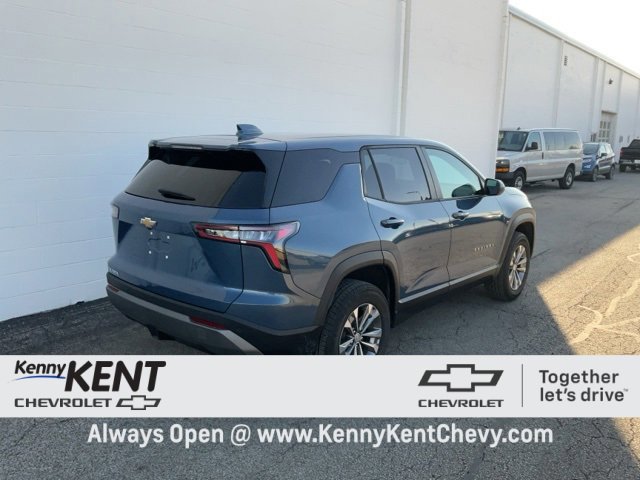 Used 2026 Chevrolet Equinox LT image 4