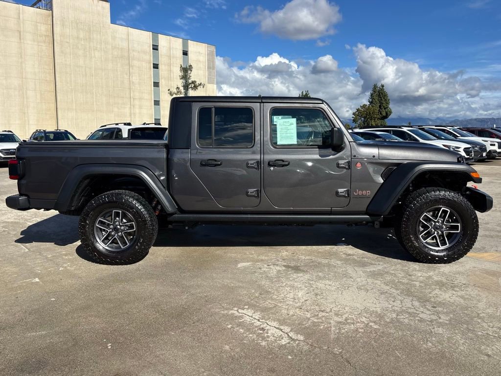 Used 2024 Jeep Gladiator Mojave w/ Technology Group image 3