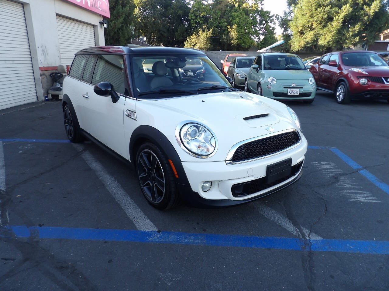 Used 2013 MINI Cooper Clubman S FWD image 2