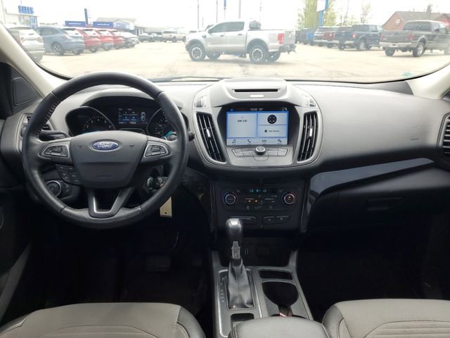 Used 2017 Ford Escape SE w/ Equipment Group 201A AWD/4WD image 9