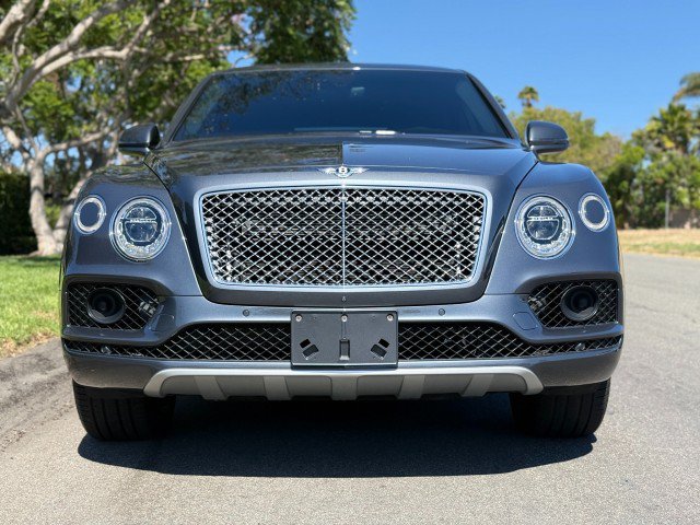 Used 2018 Bentley Bentayga AWD/4WD image 12