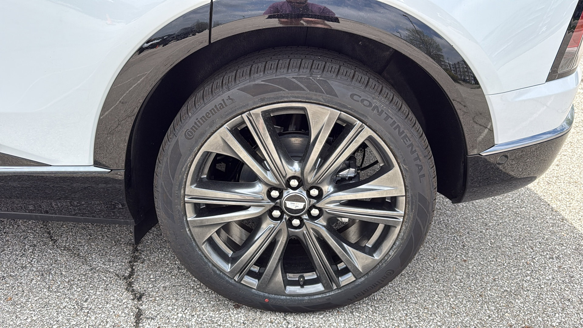 New 2026 Cadillac Optiq Sport 2 w/ LPO, Floor Liner Package AWD/4WD image 30