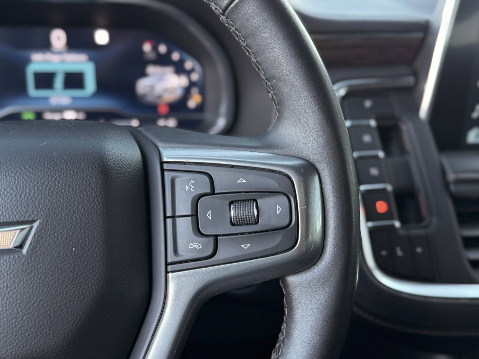 Used 2023 Chevrolet Tahoe Premier image 33