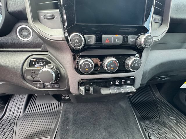 New 2026 RAM 1500 Warlock AWD/4WD image 32