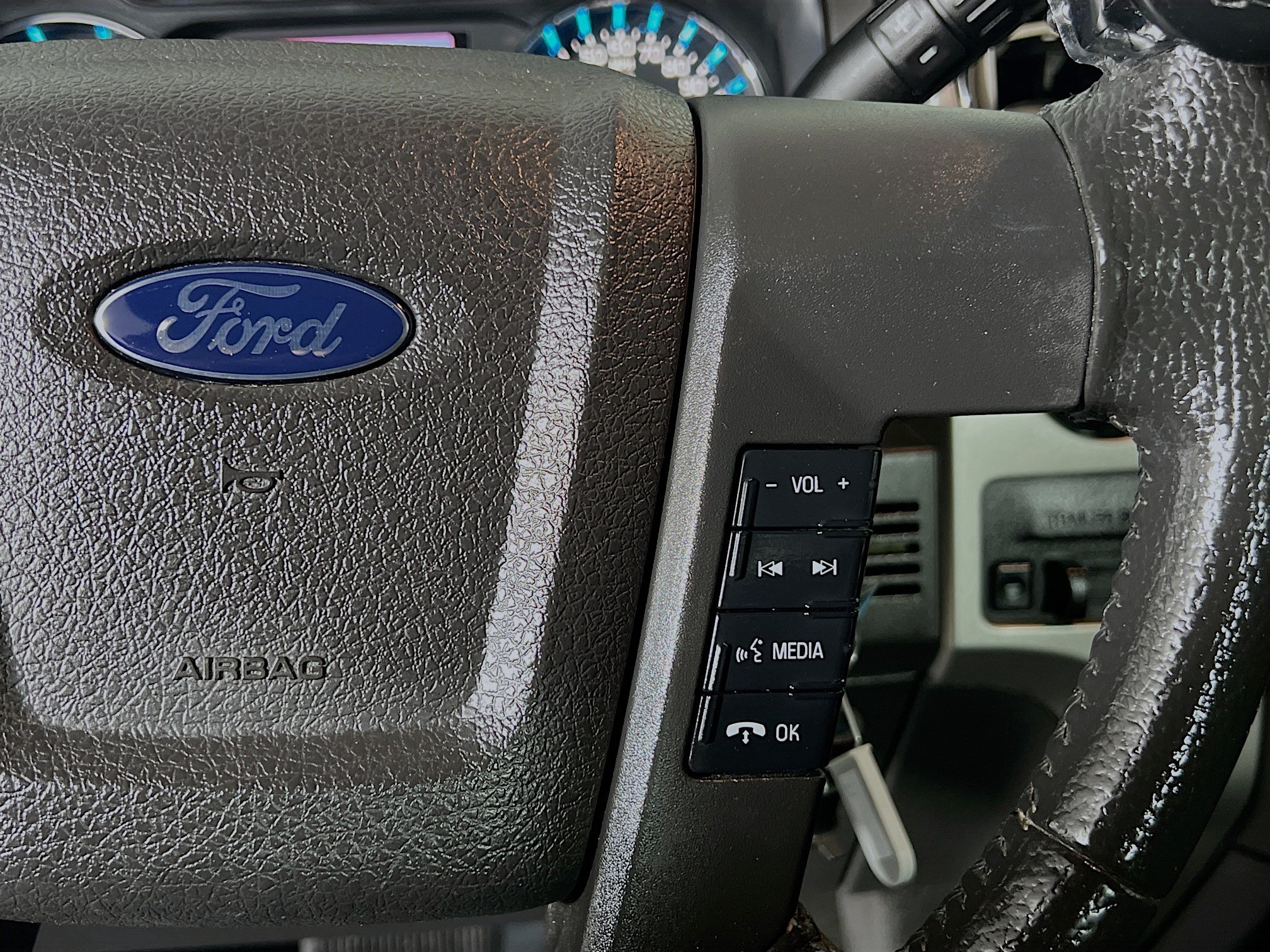 Used 2014 Ford F150 XLT w/ Equipment Group 302A Luxury AWD/4WD image 20