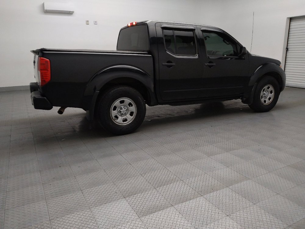 Used 2018 Nissan Frontier SV image 10
