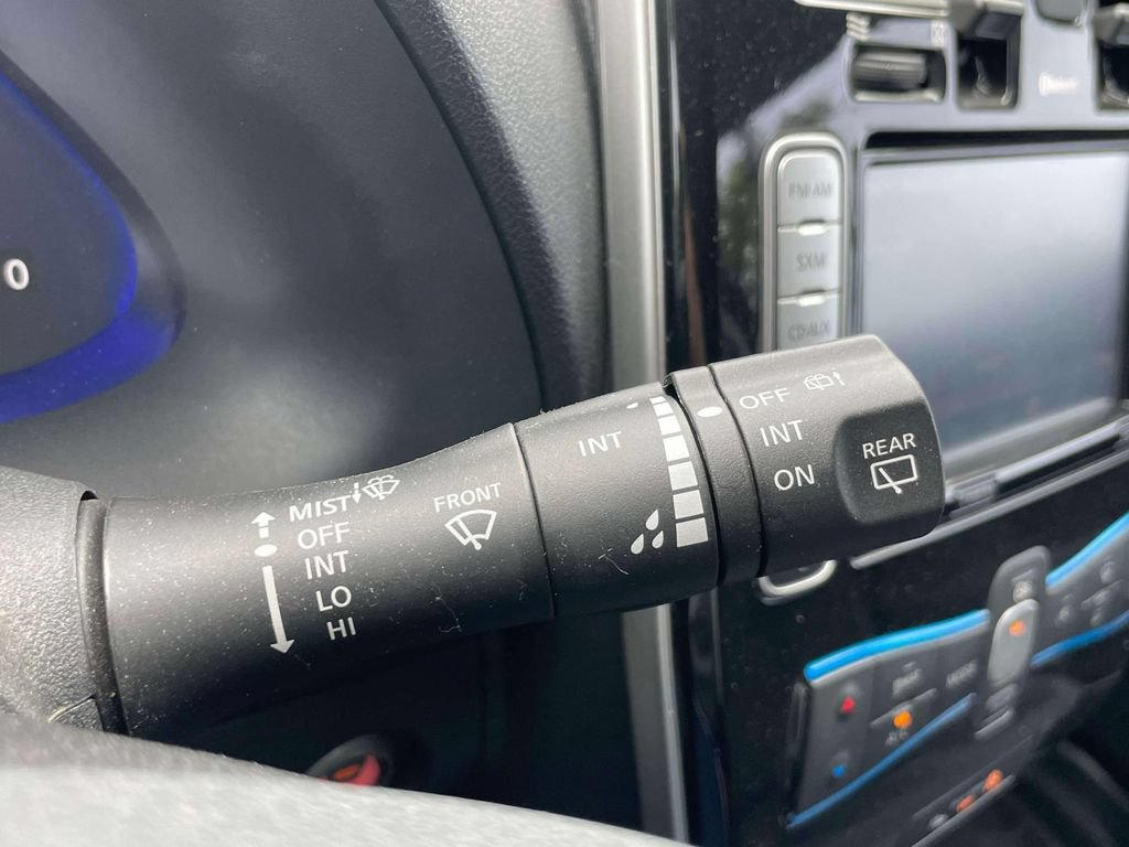 Used 2016 Nissan Leaf SV w/ Premium Package FWD image 22