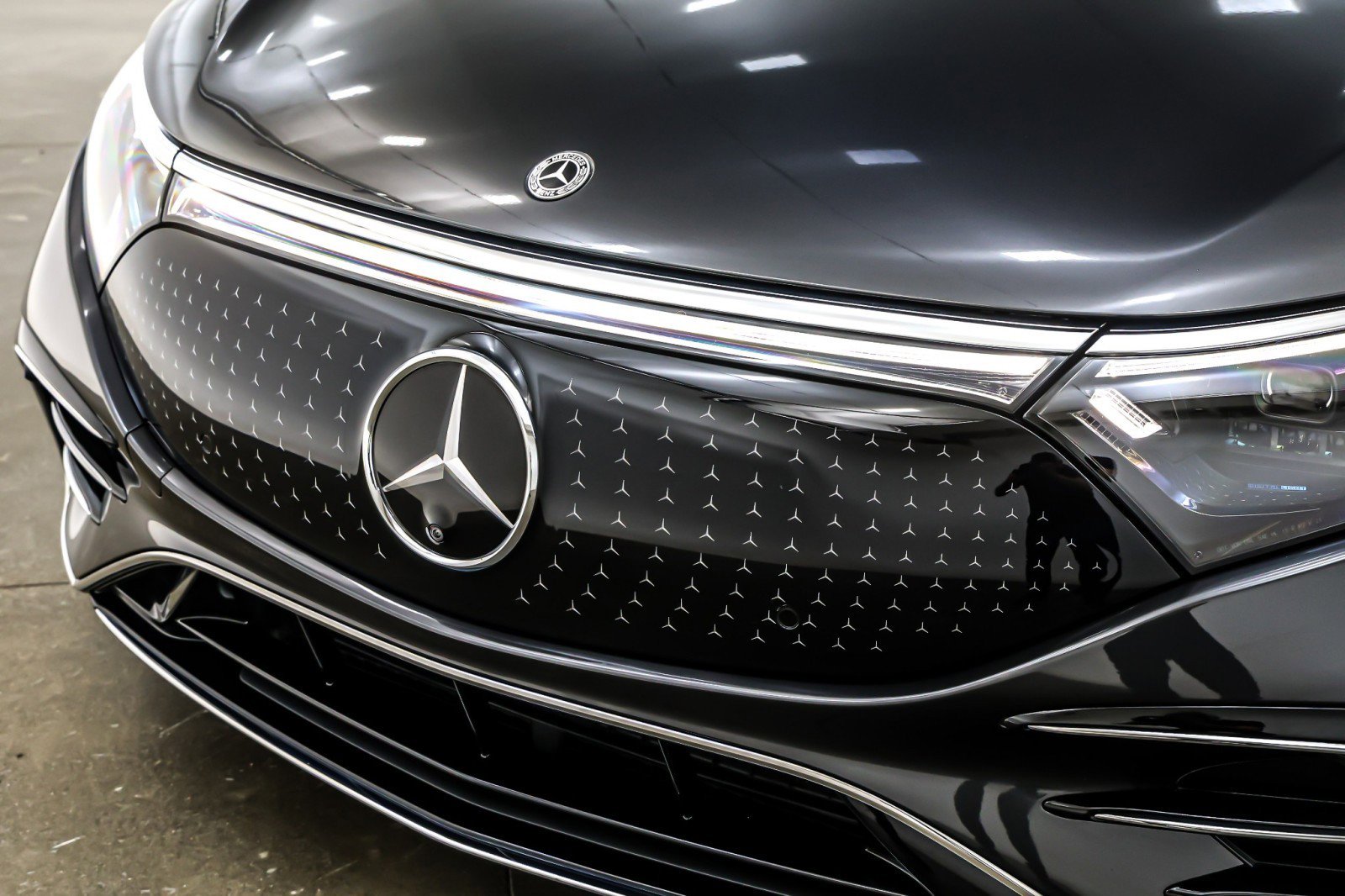 Certified 2022 Mercedes-Benz EQS 580 4MATIC Sedan image 14