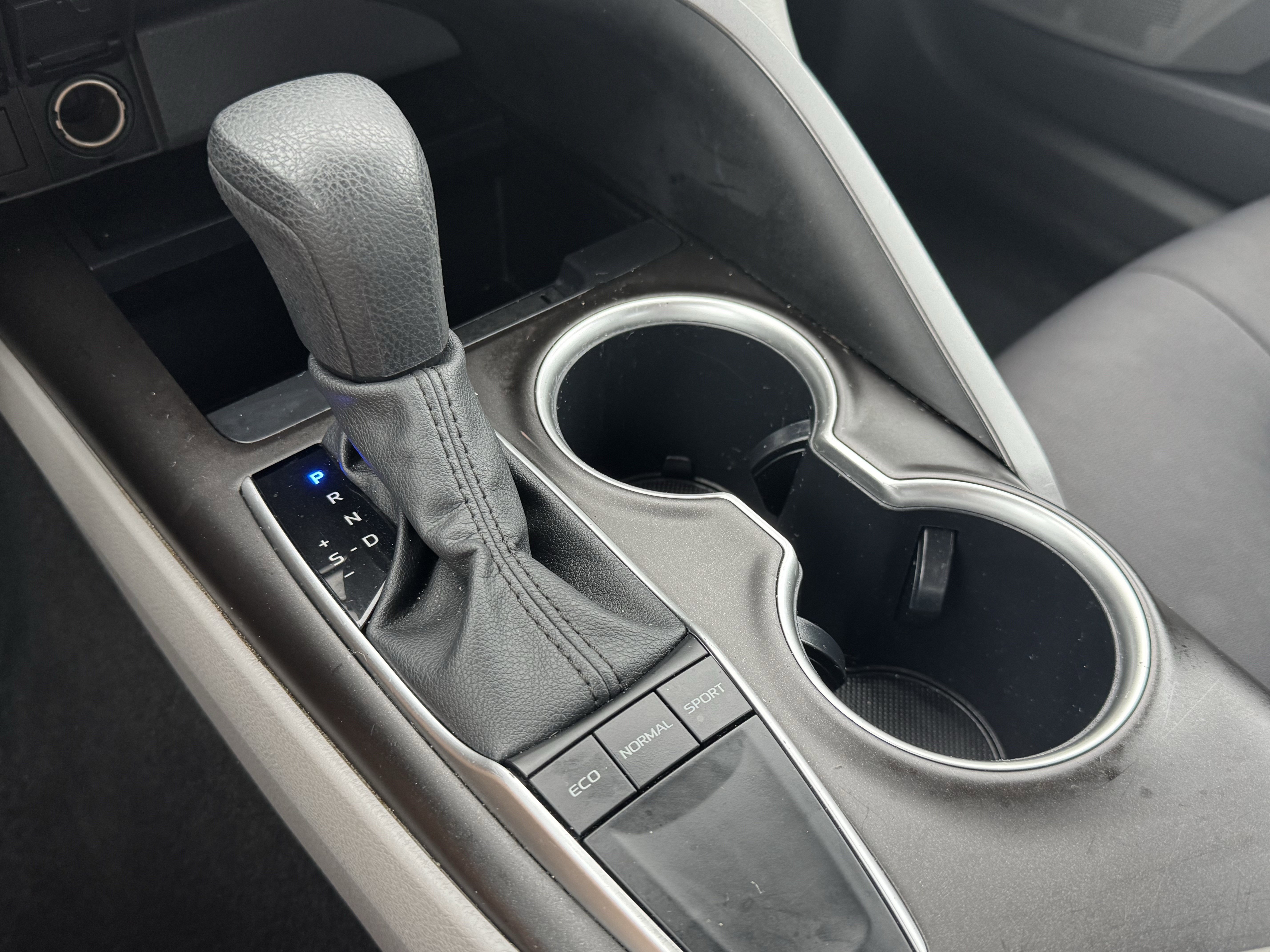 Used 2024 Toyota Camry LE image 15