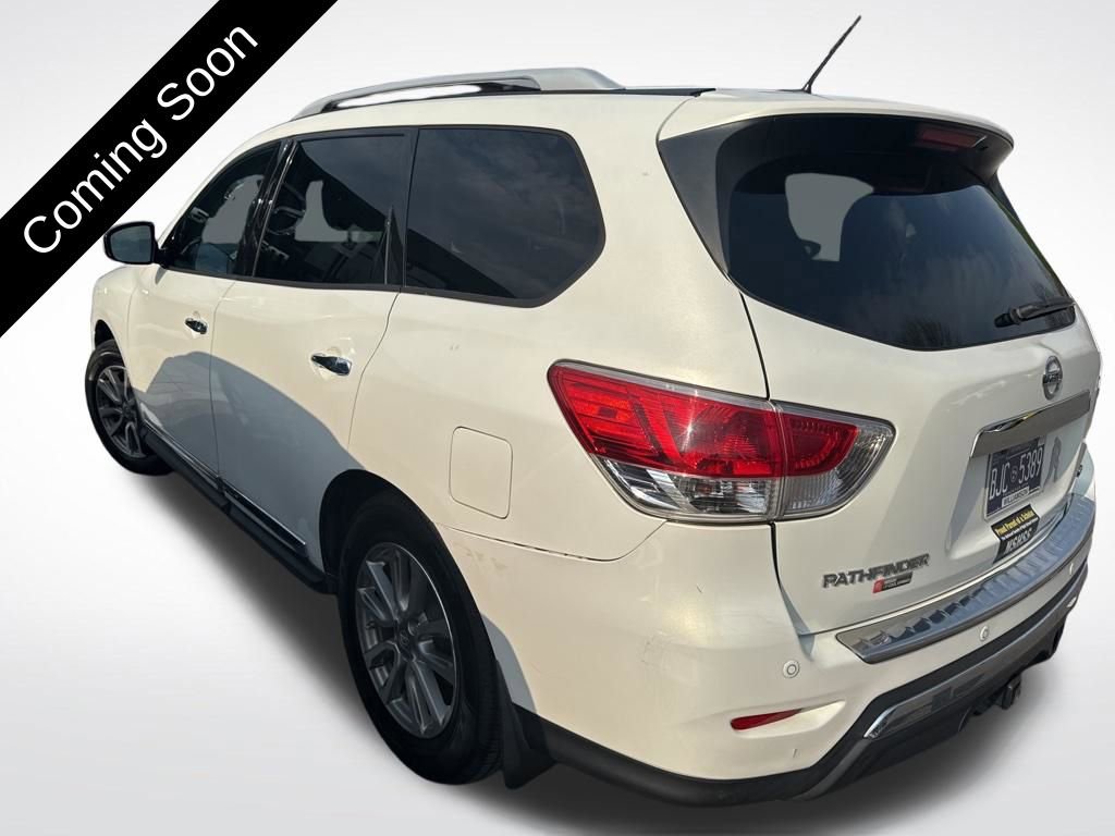 Used 2014 Nissan Pathfinder SL w/ SL Tech Package image 8