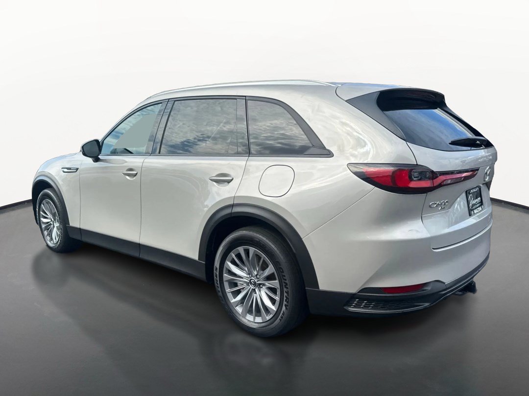 Used 2024 MAZDA CX-90 Plug-In Hybrid w/ Preferred AWD/4WD image 5