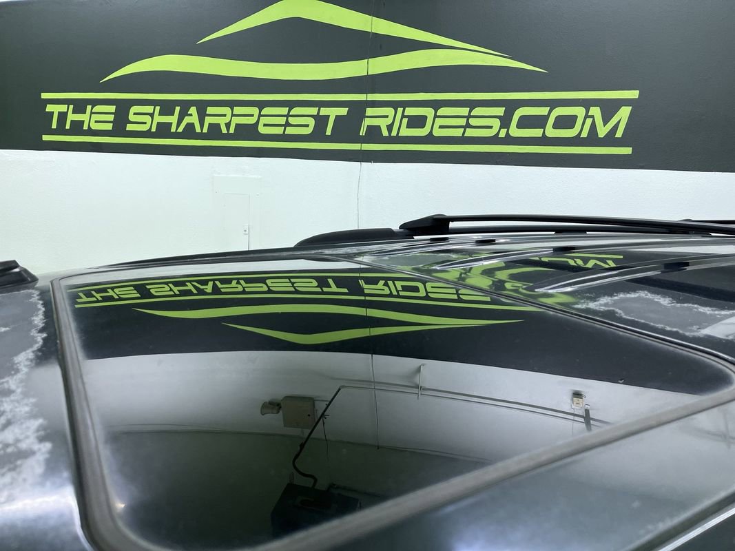 Used 2003 GMC Yukon Denali image 26