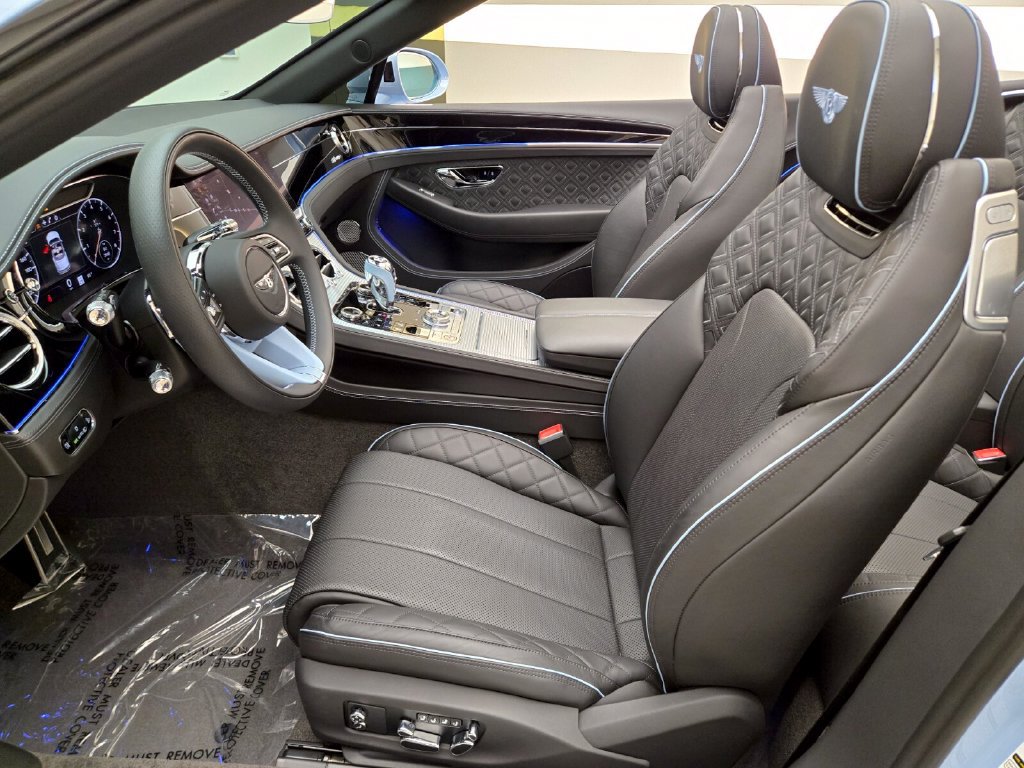 Certified 2023 Bentley Continental GT V8 AWD/4WD image 17