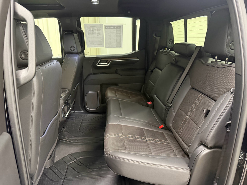 Certified 2025 Chevrolet Silverado 1500 High Country w/ High Country Premium Package image 17