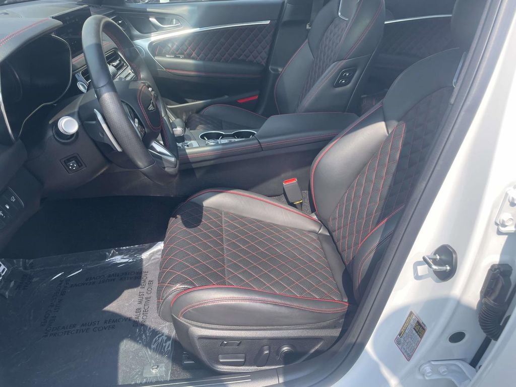 Used 2025 Genesis G70 3.3T Advanced w/ Sport Prestige Package image 19