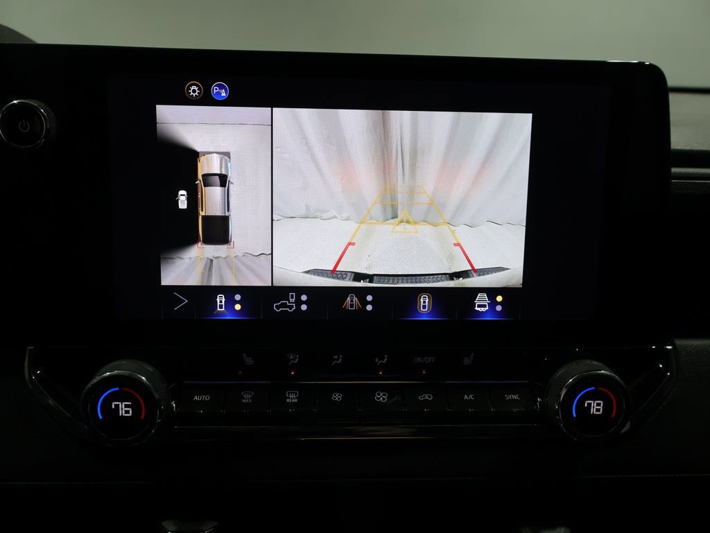 Used 2025 Chevrolet Colorado Trail Boss image 28