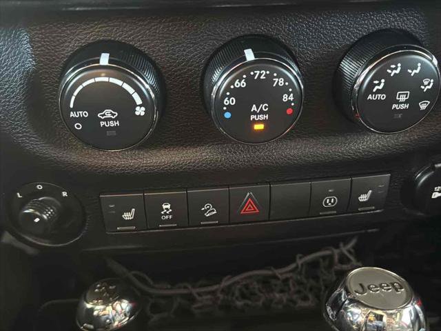 Used 2017 Jeep Wrangler Unlimited Rubicon image 25