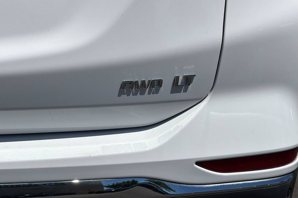 Used 2018 Chevrolet Equinox LT AWD/4WD image 24