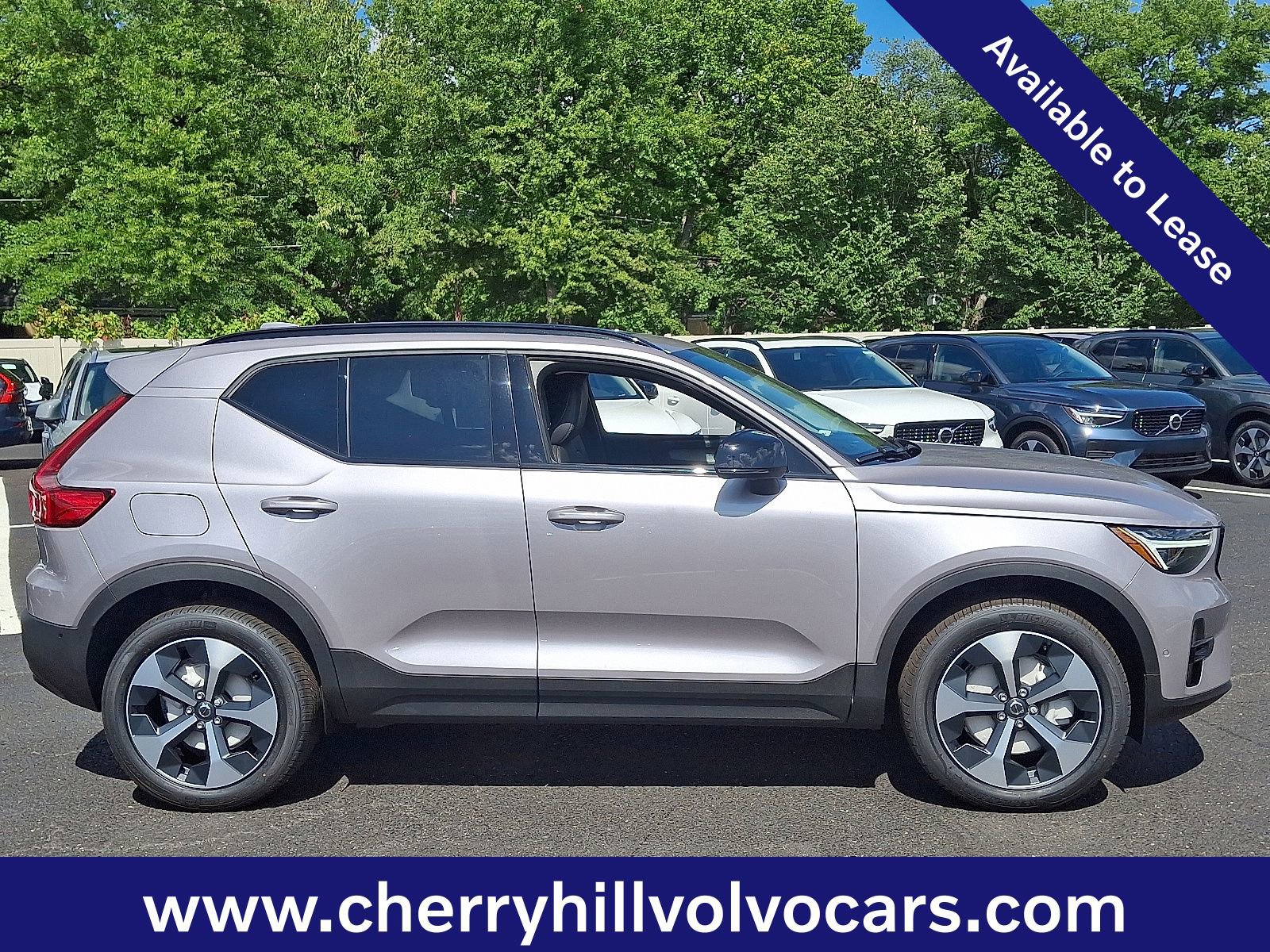 Certified 2026 Volvo XC40 B5 Plus w/ Protection Package Premier image 8