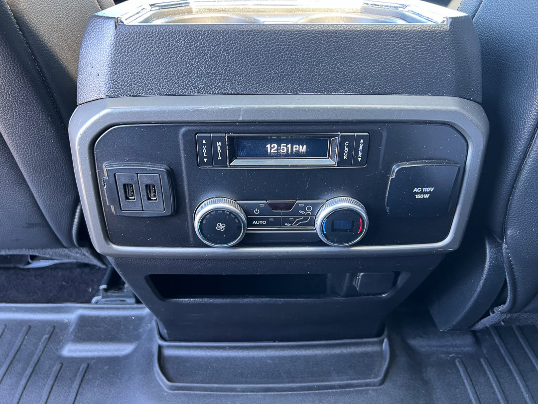 Used 2020 Ford Expedition XLT w/ Equipment Group 202A AWD/4WD image 31