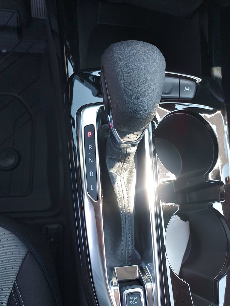 New 2026 Chevrolet Trax LT w/ Driver Confidence Package FWD image 24
