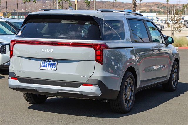 New 2026 Kia Carnival EX image 9