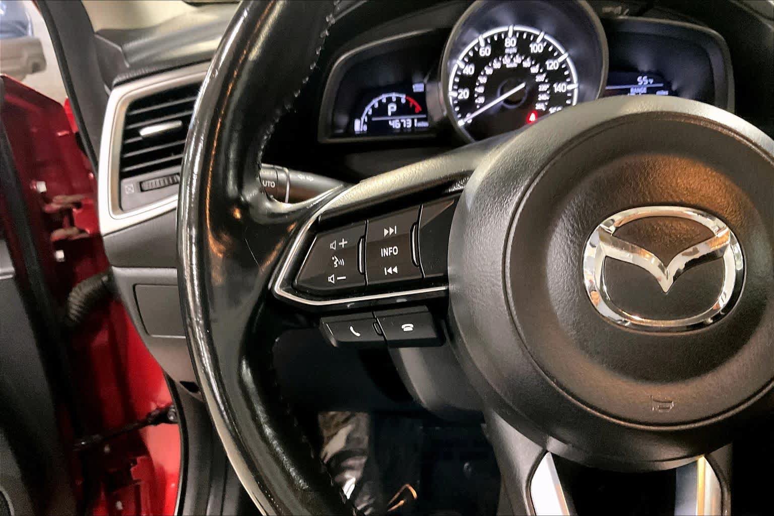 Used 2018 MAZDA MAZDA3 Touring FWD image 24