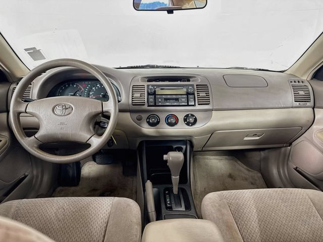 Used 2004 Toyota Camry LE FWD image 22
