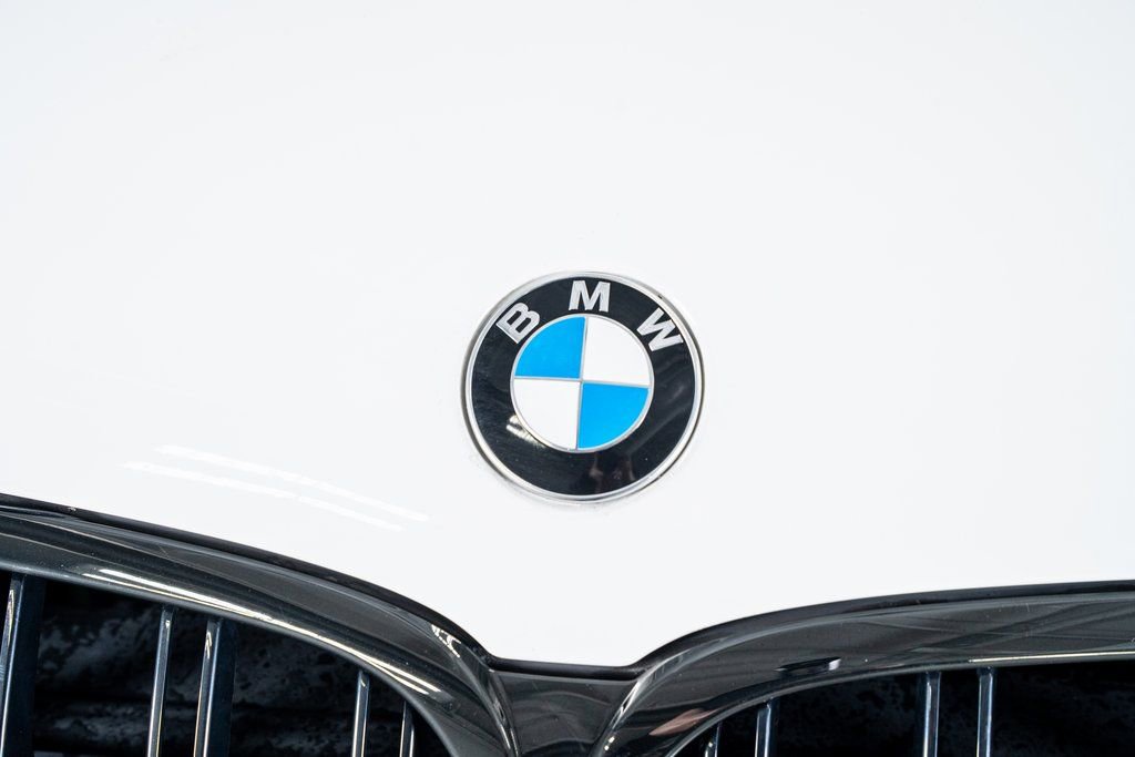 Used 2020 BMW M8 Coupe w/ Driving Assistance Package image 17